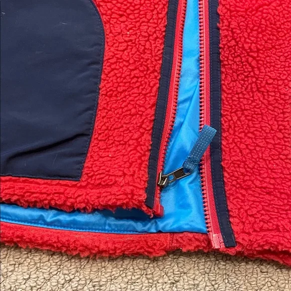 Patagonia Scarlet Fleece Vest with Navy Details - Picture 6 of 7